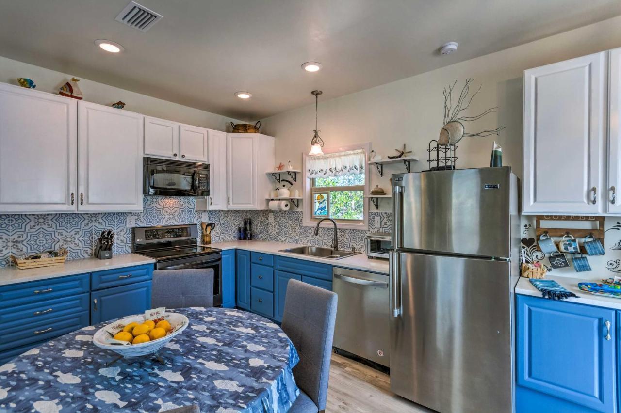 East Bay Vacation Rental With Dock! Navarre Eksteriør bilde