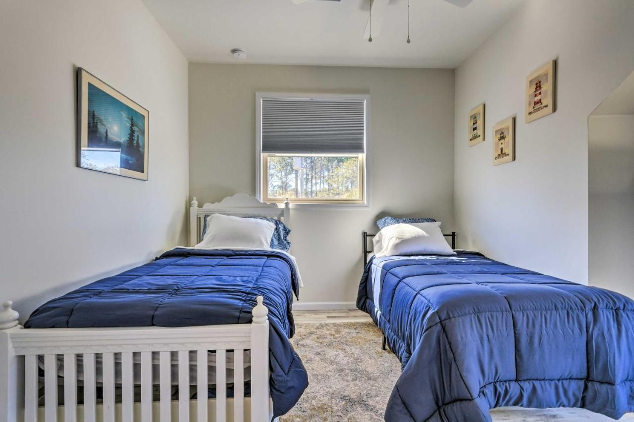 East Bay Vacation Rental With Dock! Navarre Eksteriør bilde