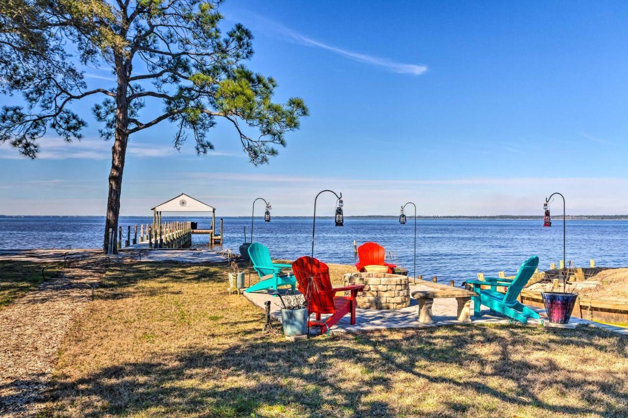 East Bay Vacation Rental With Dock! Navarre Eksteriør bilde