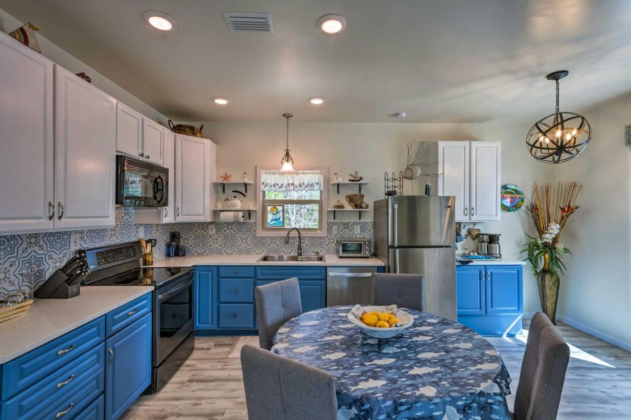 East Bay Vacation Rental With Dock! Navarre Eksteriør bilde
